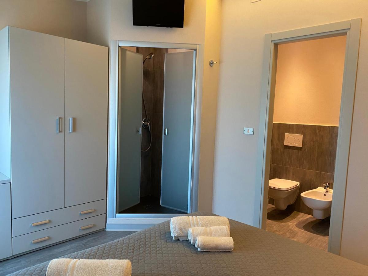 Hotel Moderno - Bed & Breakfast 切尔维亚 外观 照片