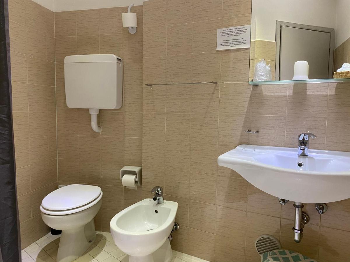 Hotel Moderno - Bed & Breakfast 切尔维亚 外观 照片