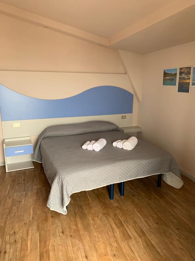 Hotel Moderno - Bed & Breakfast 切尔维亚 外观 照片